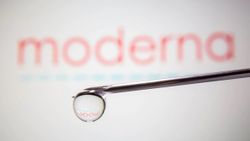 Moderna, aşı üretim kapasitesini artırdı