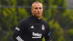 Beşiktaş'ta Gökhan Töre, Hatayspor maçının kadrosuna alındı