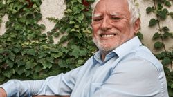 'Acısını saklayan Harold' koronavirüse yakalandı