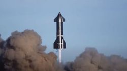 SpaceX'in Mars'a göndermeyi planladığı Starship, başarıyla test edildi
