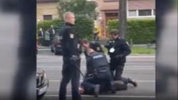 Alman polisi Türk vatandaşa şiddet uyguladı