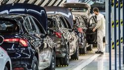 Çip krizinin otomotiv sektörüne faturası 100 milyar doları geçecek