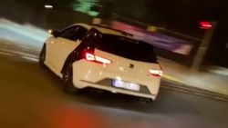 Küçükçekmece’de trafiğin ortasında drift atan şahsa para cezası verildi