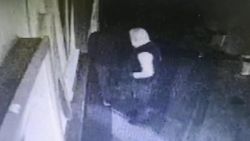 Esenyurt'ta çelik kasa çalan hırsızlar yakalandı