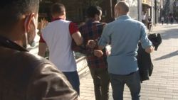 Taksim'de Tunuslu hırsız, Filistinli turistin cep telefonunu çaldı
