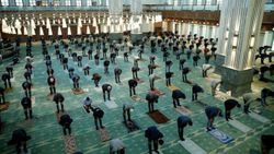 Cuma namazı saat kaçta kılınacak? 28 Mayıs 2021 il il cuma namazı saatleri