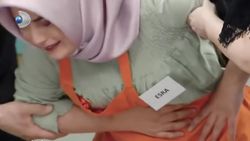 Gelinim Mutfakta Esra'ya ne oldu, sağlık durumu nasıl? Seda Sayan müdahale etti..