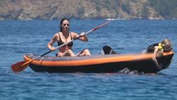 Yasemin Özilhan, kürek çekti