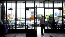 Kademeli normalleşmede kafeler ve restoranlar kapılarını açtı