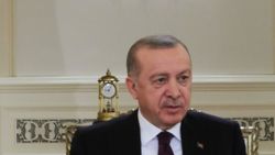 Cumhurbaşkanı Erdoğan'ın canlı yayınındaki saatte '09.05' detayı