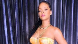 Rihanna'dan cesur poz