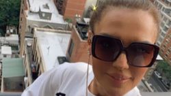 Demet Akalın, Amerika'ya gitti