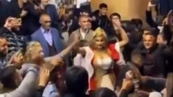 Sakarya'da düğün eğlencesine koronavirüs engel olamadı
