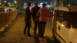 Bursa'da polis aracına çarpıp kaçan şahıslardan uyuşturucu çıktı