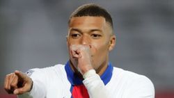 PSG Başkanı Nasser: Mbappe hiçbir şekilde PSG'den ayrılmayacak