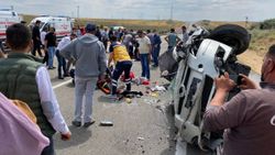Kırşehir’de takla atan araçtaki 5 kişi yaralandı