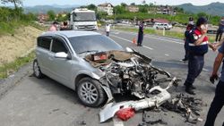 Ordu’da yolcu minibüsü ile otomobil çarpıştı