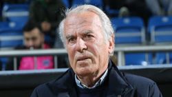 Mustafa Denizli: Şartlar oluşursa kalırım