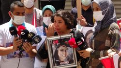 Almanya’da tek başına evlat nöbeti tutan anne Diyarbakır’a geldi