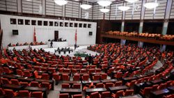 TBMM'ye girişte 'aşı kartı' uygulaması