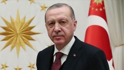Cumhurbaşkanı Erdoğan, A Milli Erkek Voleybol Takımını kutladı