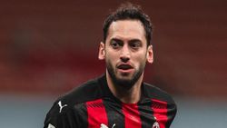 Hakan Çalhanoğlu: Her şey için teşekkürler Milan