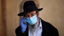 İsrail'de maske takma zorunluluğu geri geliyor