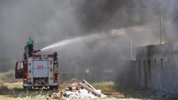 İzmir’de geri dönüşüm fabrikasında yangın