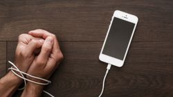 Cep telefonu bağımlılığı sağlığı etkiliyor