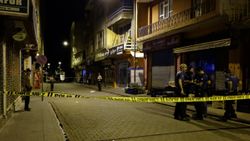 Bingöl'deki tartışmada, 16 yaşındaki genç boynundan bıçaklandı