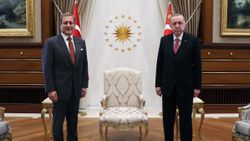 Cumhurbaşkanı Erdoğan, Galatasaray Başkanı Burak Elmas'ı kabul etti