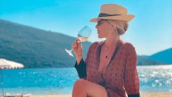 Hadise tatilde