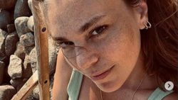 Aslı Enver'den makyajsız paylaşım