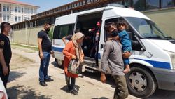 Erzincan'da 27 kaçak göçmen yakalandı