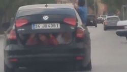 Konya’da çocukların bagajdaki tehlikeli yolculuğu kamerada