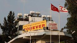 GKRY'den Kıbrıslı Türklere pasaport tehdidi