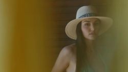 Hande Erçel'in bikinili pozuna sevgilisi Kerem Bürsin'den yorum