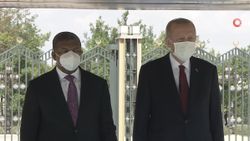 Cumhurbaşkanı Erdoğan, Angola Cumhurbaşkanı Lourenço'yu resmi törenle karşıladı