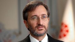 Fahrettin Altun, evladına kavuşan Ayşegül Biçer'i paylaştı