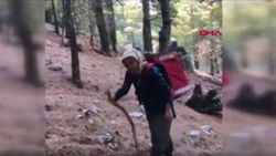 Antalya’da yaşlı kadın orman ekipleri için erzak taşıdı