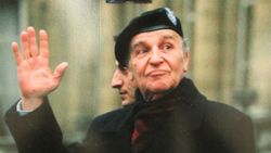 Aliya Izetbegovic Dogumunun 96 Yilinda Aniliyor