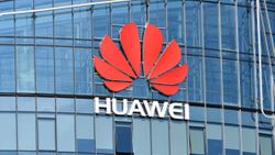 Huawei, yeniden telefon pazarının lideri olmak istiyor