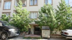 Bursa'da bir kişinin, apartman merdiveninde cansız bedeni bulundu