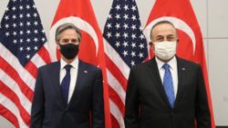 Mevlüt Çavuşoğlu, ABD'li mevkidaşıyla Afganistan'ı konuştu