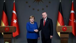 Cumhurbaşkanı Erdoğan, Angela Merkel ile görüştü