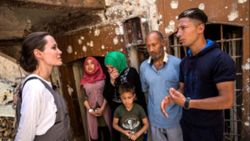 Angelina Jolie, Afganistan için Instagram hesabı açtı