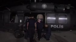 Van'da bebeğin parmağı kopunca, polis helikopteri kalktı