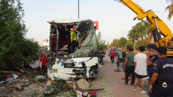 Mersin’de otobüs kazası: Şarampole uçtu