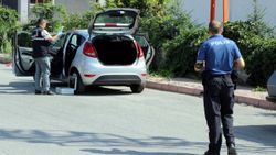 Kayseri’de, camı kırıp torpidodaki 75 bin lirayı çaldılar