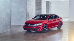 Makyajlı 2022 Volkswagen Jetta tanıtıldı: İşte özellikleri